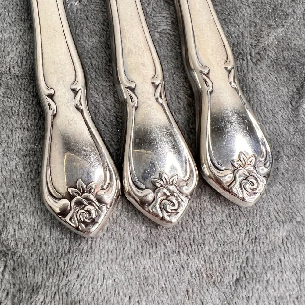 Oneida True Rose Flatware Lot 21 pc Stainless Steel Set Forks Spoons Serving